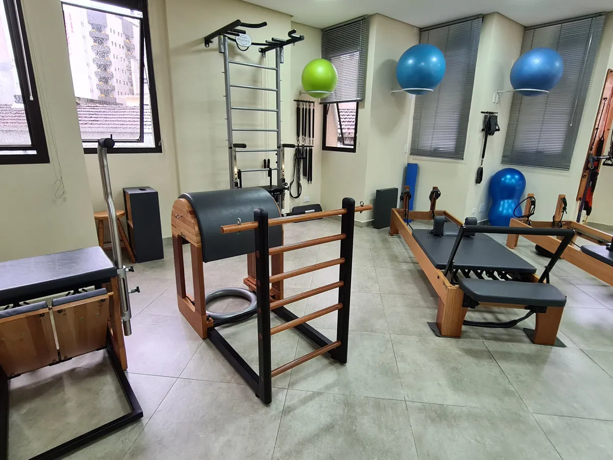 Estúdio de Pilates clínico no Gonzaga
